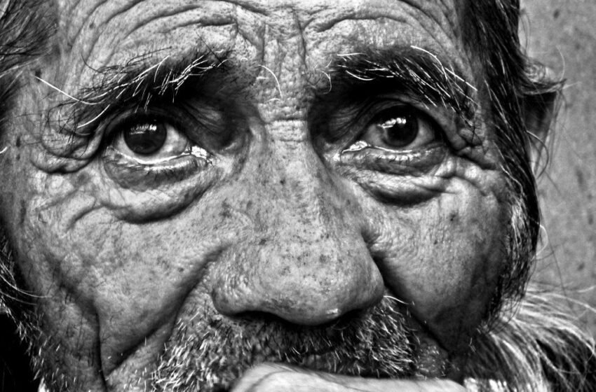  ಕತ್ತಲ ಕಂಬನಿ